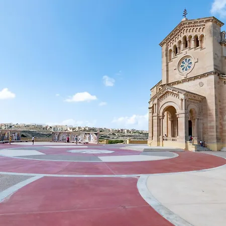 Medieval Vista In Nadur, Gozo Homestay Nadur